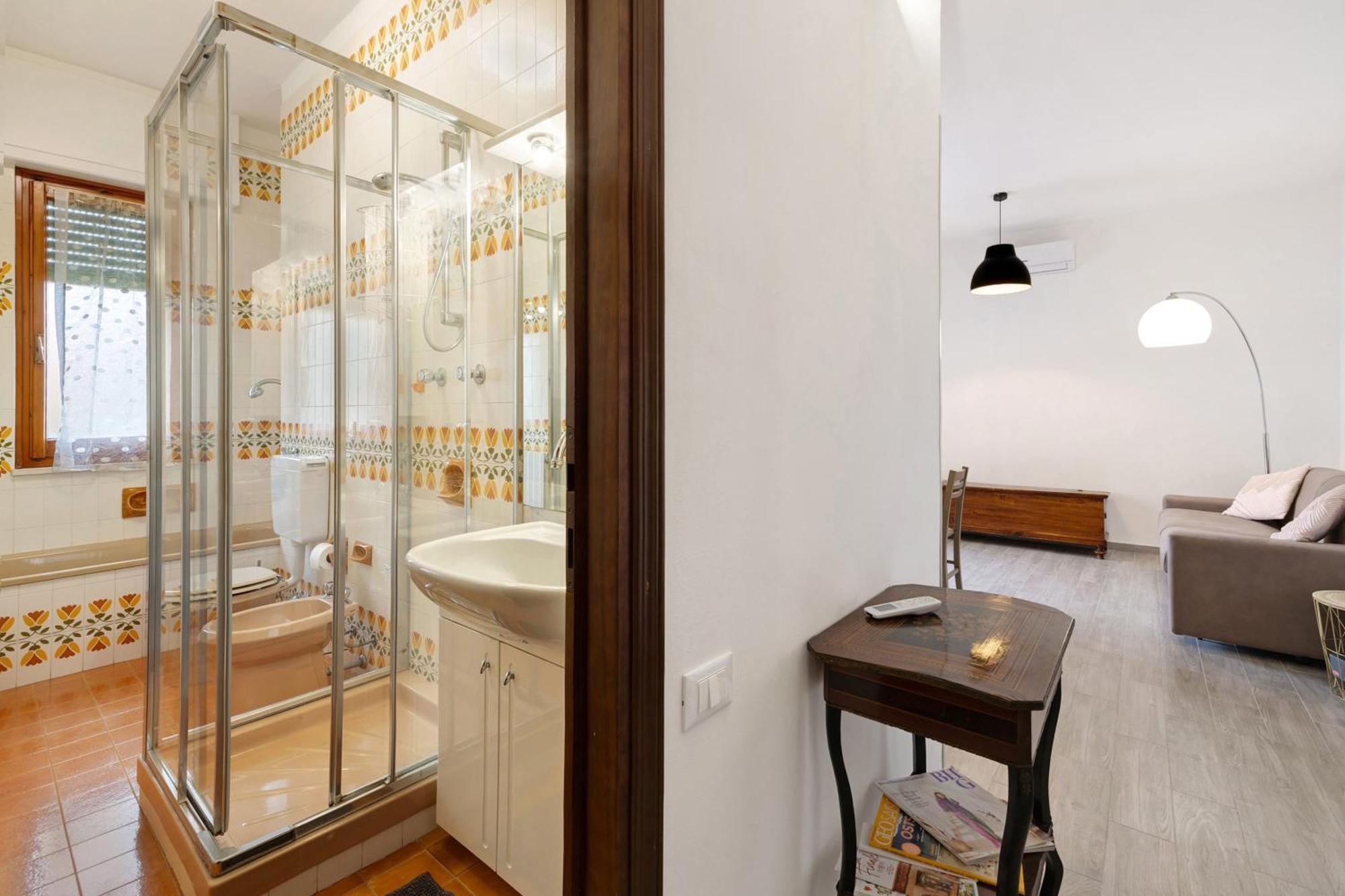 Bilocale Sul Borgo Apartment Finale Ligure Bagian luar foto
